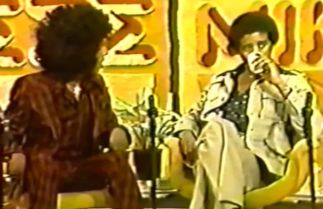 bia.Richard Pryor and Sly Stone’s Unforgettable 1974 Jam Session: The Day Comedy Met Funk on The Mike Douglas Show