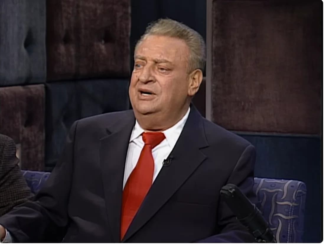 loi.RODNEY DANGERFIELD TURNS AN AWKWARD QUESTION INTO COMEDY GOLD